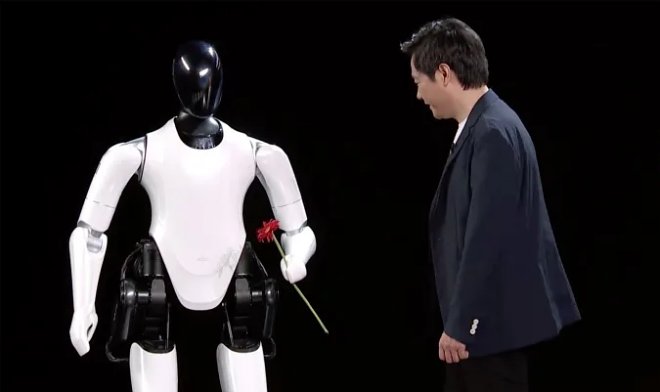 xiaomi-razrabotala-sobstvennogo-robota-gumanoida-cyberone-1bec156